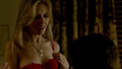 Kelly Curran - Sexy and Topless