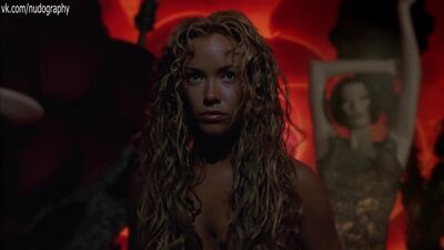 Kristanna Loken nua no filme «Terminator 3: A Revolta das Máquinas» (Terminator 3: Rise of the Machines, 2003) 1080
