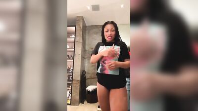 Megan Thee Stallion desnuda