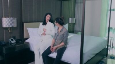 Masza Efrosinina podczas sesji zdjęciowej do czerwcowego numeru magazynu „ELLE Ukraine” /Backstage/