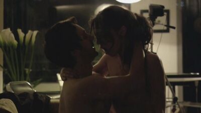 Camila Hirane, Aline Kuppenheim Nude - Profugos s01e09-10 (2011) HD 720p Ver Online