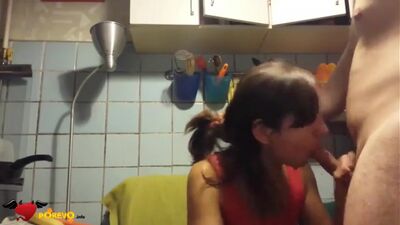 Pierwszy lodzik dziewczyny [domowe i prywatne porno, seks amatorski]