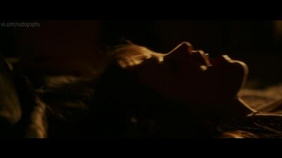 Sylvia Hoeks nua no filme «Renegades» (2017, Steven Quale) 1080p