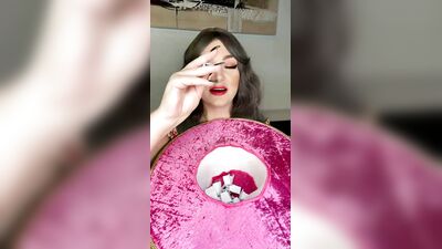 Мікі Беллс XXX на OnlyFans