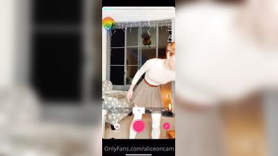 AliceOnCam XXX OnlyFans