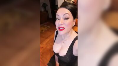 Дженнифер Тилли жалаңаш