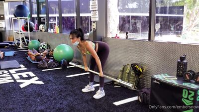 Ember Snow XXX OnlyFans