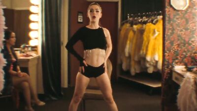Naked Kiernan Shipka