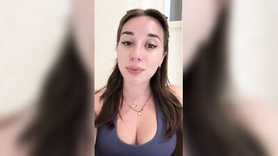 Abby Boom desnuda