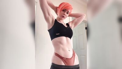 Гола JennaLynnMeowri