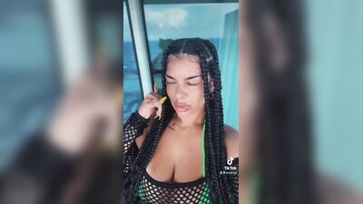 Aliza Jane XXX no OnlyFans