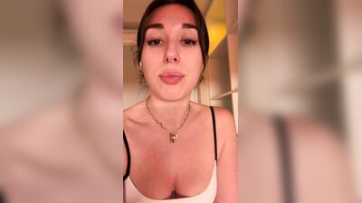 Abby Boom desnuda