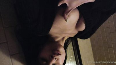 Ember Snow XXX OnlyFans