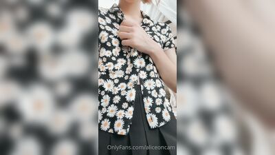 AliceOnCam XXX OnlyFans