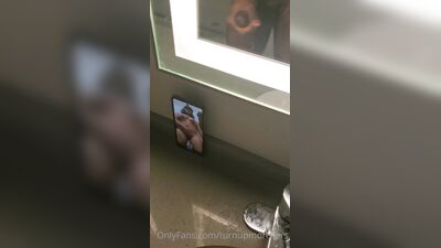 Фелла, «Монстр вечірок» ХХХ OnlyFans