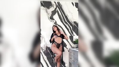Naked MikalaFuente