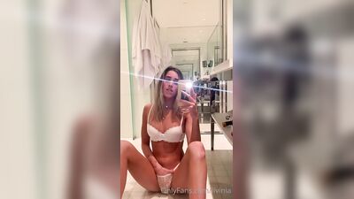 Naked Urfavonlinesloot