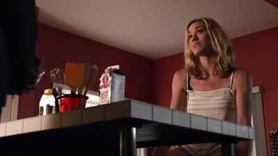 Naked Yvonne Strahovski