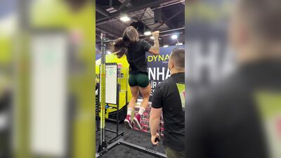 Die nackte Bakhar Nabieva