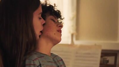 Alia Shawkat nue