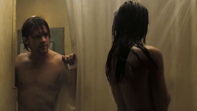 Sophia Bush desnuda