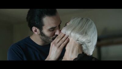 Noomi Rapace nue