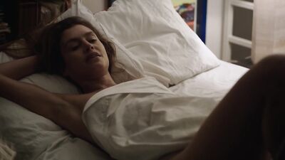 Naked Hannah Ware