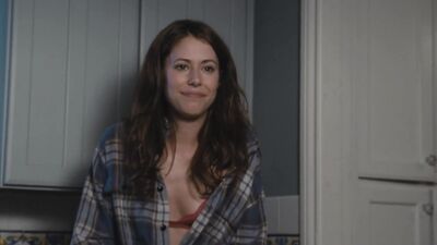 Naked Amanda Crew