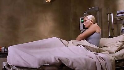 Natasha Henstridge nue