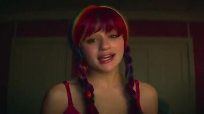 Hunter King nue