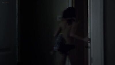 Sarah Chalke nackt