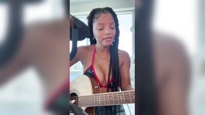 Naga Halle Bailey