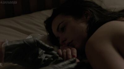 Gemma McCorry, Laura Donnelly nuas - The Fall, 1.ª temporada (2013) HD 1080p Ver online