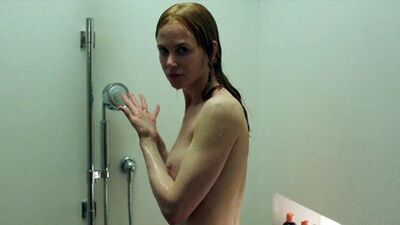 Célébrités nues - Scènes sous la douche, tome 3