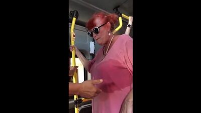 Quand j'ai acheté une robe turque pour 5 000 roubles. La reine du minibus !