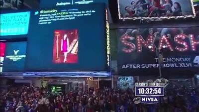 Megan Hilty - « Let Me Be Your Star » (en direct lors de l'émission « New Year's Eve with Carson Daly »)