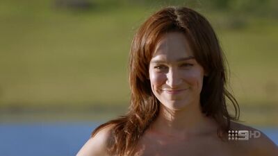 Nicole Da Silva Nua - Doctor Doctor, 2.ª temporada, episódio 1 (2017) HD 720p