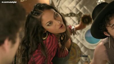 Markie Adams, Inanna Sarkis Nude – Brews Brothers (2020) S1 HD 1080p Online anschauen / Markie Adams, Inanna Sarkis – Die Bierbrüder