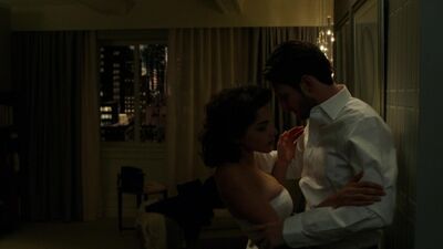 Amber Rose Revah nue - The Punisher s01e05 (2017) HD 1080p
