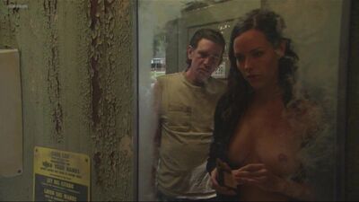Amelia Cooke nue - Species III (2004)