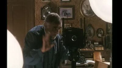 Ornella Muti (Escena de desnudo de Ornella Muti - El amante, versión bilingüe, 1993)
