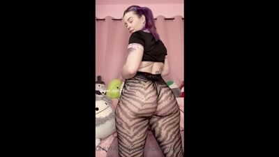 Queen_egirl27 OnlyFans үлкен жамбасты тверк