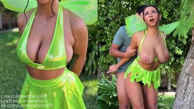 [OnlyFans] Hailey Rose x Max Fills - Baise en cosplay de fée d'Halloween [POV, gros seins, branlette espagnole, Latina, éjaculation en extérieur]