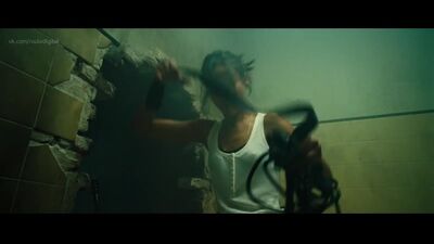 Зои Салдана жалаңаш – Колумбиана (2011) HD 1080p Онлайн көру / Зои Салдана – Колумбиана