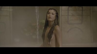 Kelly Hu nago – Król Skorpionów (2002) 1080 – Obejrzyj online / Kelly Hu – Król Skorpionów