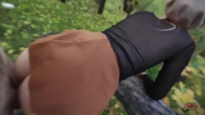 On avait envie d'un peu de sexe en pleine nature, alors on est allés avec Vika dans un petit bois (Porno russe, Sexe, Porn, Sex)