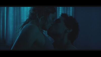 Ребекка Брідс (гарячі сцени з Ребеккою Брідс у фільмі «Слам» 2018 року)