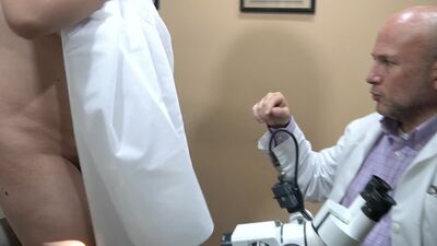 Caméra d'un colposcope vaginal Vidéo médicale