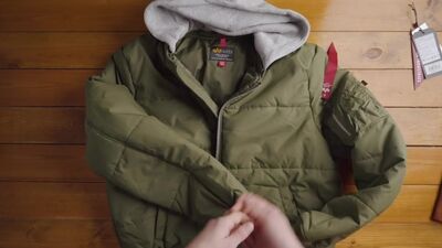 Przegląd kurtki bomberki Alpha Industries MA-1 Natus Quilted