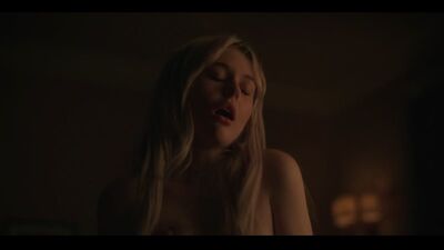 Emily Alyn Lind desnuda – Gossip Girl, temporada 1, episodio 3 (2021) HD 1080p Ver online / Emily Alyn Lind – Gossip Girl